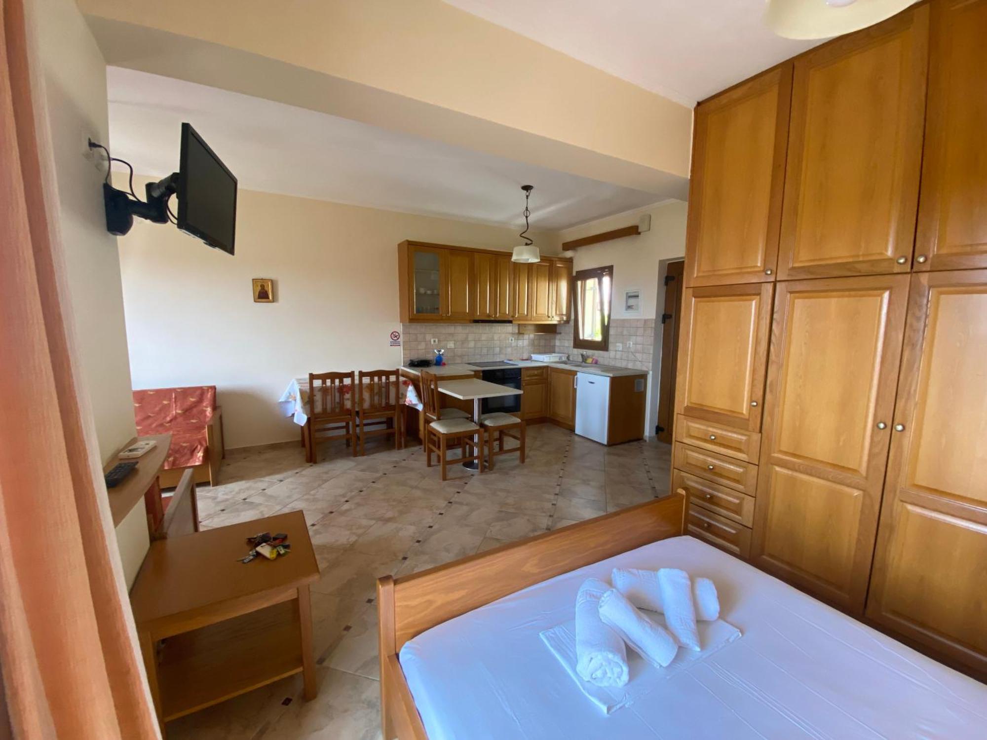 Demiris Hotel Sívota エクステリア 写真